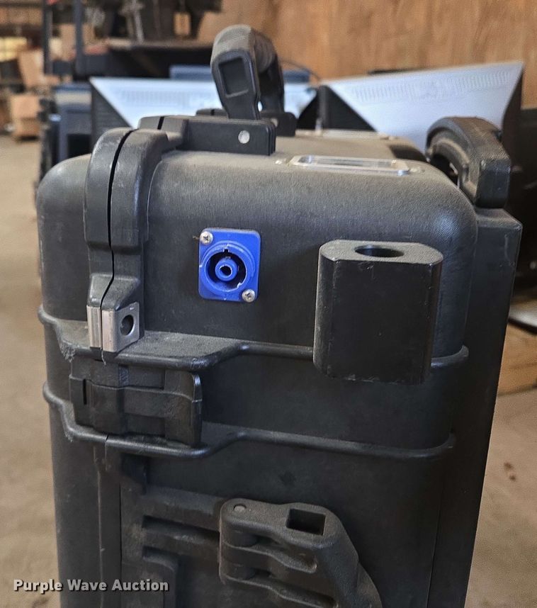 image for item EJ8737 Police equipment