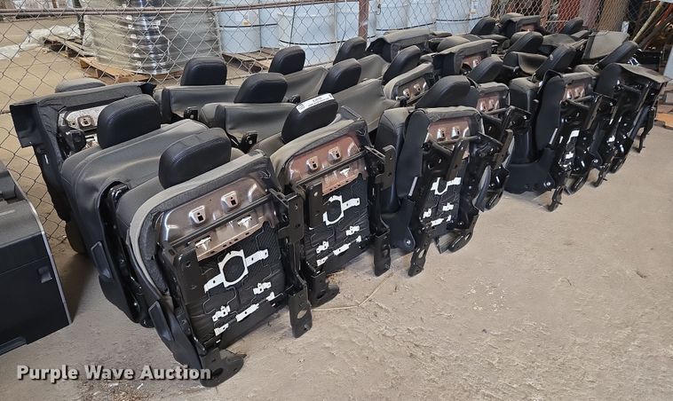 image for item EJ8739 (23) Ford Expedition rear seats