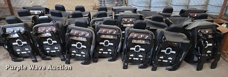 image for item EJ8739 (23) Ford Expedition rear seats