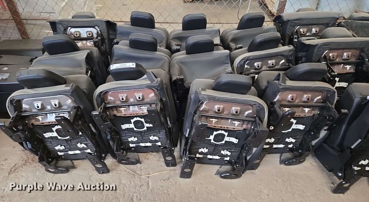 image for item EJ8739 (23) Ford Expedition rear seats