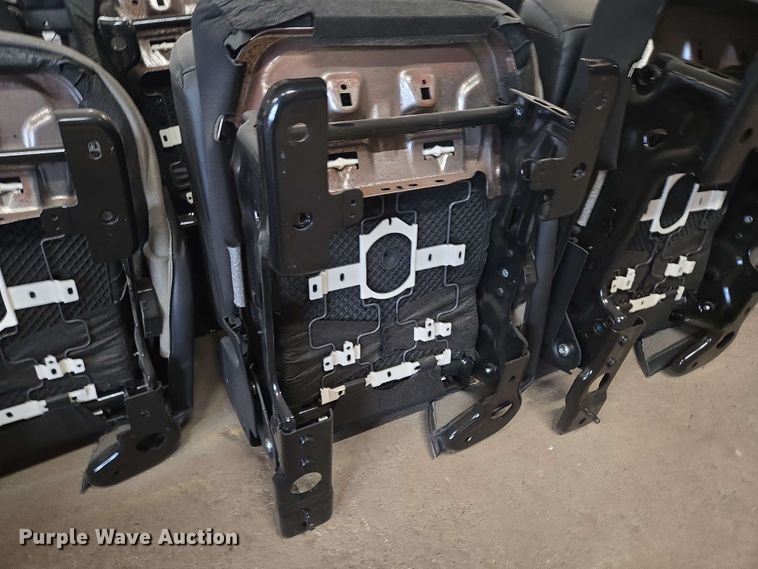 image for item EJ8739 (23) Ford Expedition rear seats