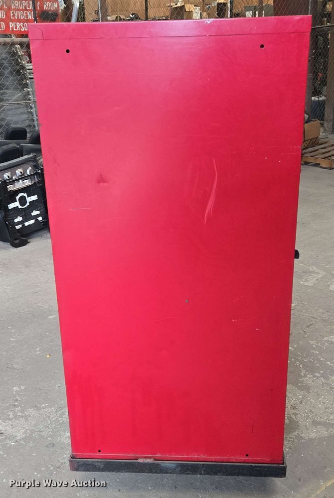 image for item EJ8741 Lista tool cabinet