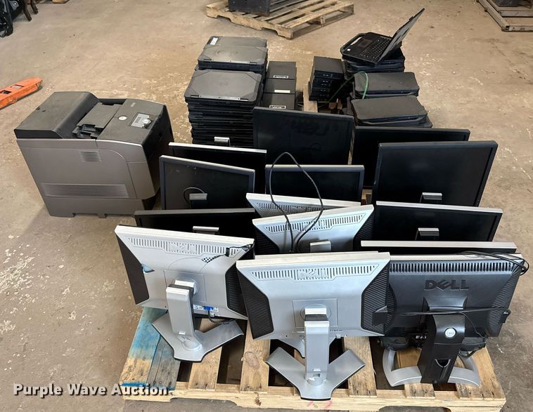 image for item EJ8743 (76) computers