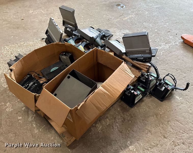 image for item EJ8748 Electronics