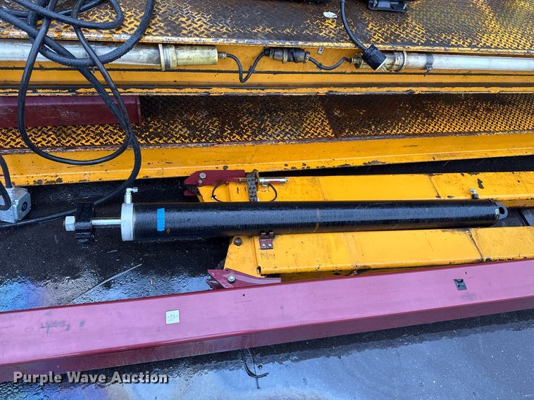 image for item EJ8751 Mohawk Resources TR-25A automotive lift