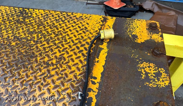 image for item EJ8751 Mohawk Resources TR-25A automotive lift