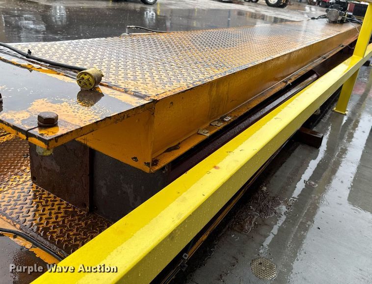 image for item EJ8751 Mohawk Resources TR-25A automotive lift