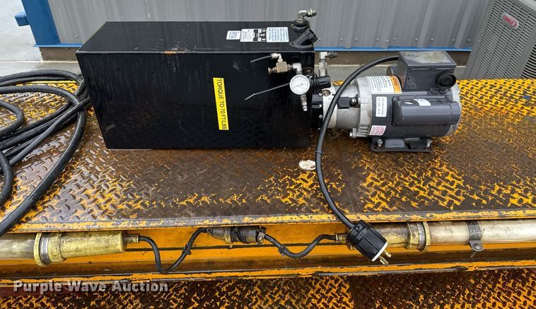 image for item EJ8751 Mohawk Resources TR-25A automotive lift