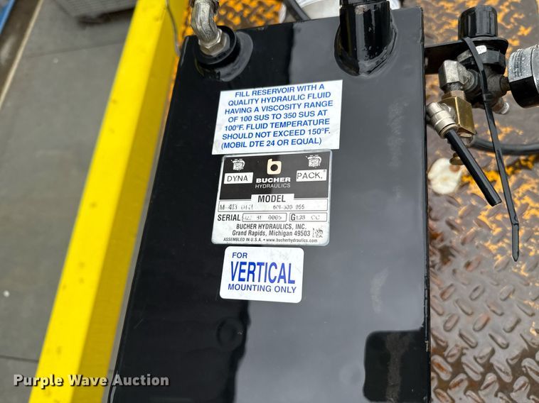 image for item EJ8751 Mohawk Resources TR-25A automotive lift