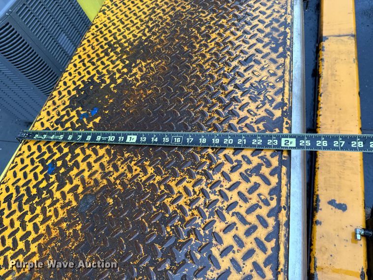 image for item EJ8751 Mohawk Resources TR-25A automotive lift