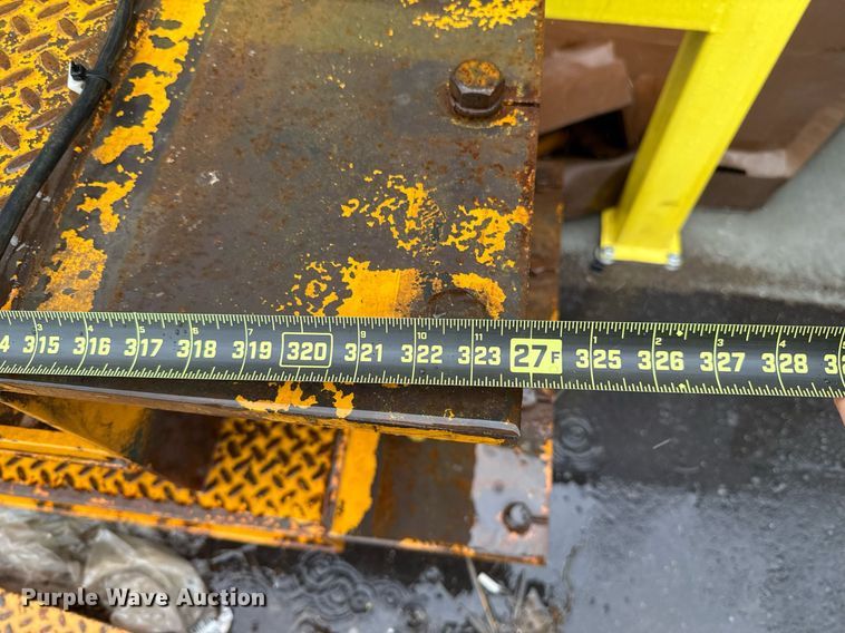 image for item EJ8751 Mohawk Resources TR-25A automotive lift