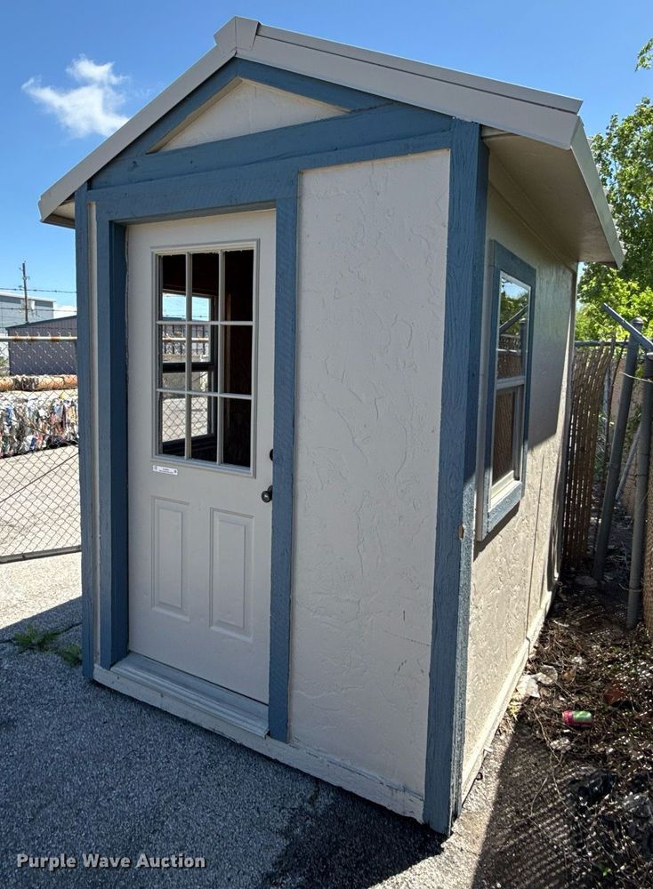 image for item EJ8753 Storage building