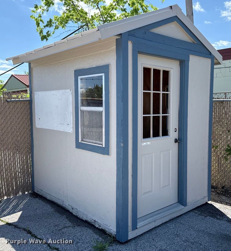 image for item EJ8753 Storage building