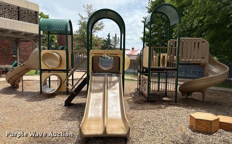 image for item EJ8754 Landscape Structures Sidewinder play ground equipment