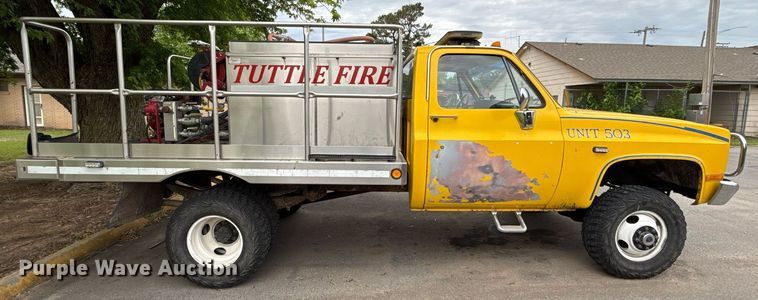 image for item EJ8756 1986 Chevrolet K30 pumper fire truck