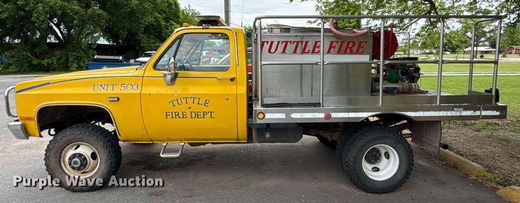 image for item EJ8756 1986 Chevrolet K30 pumper fire truck