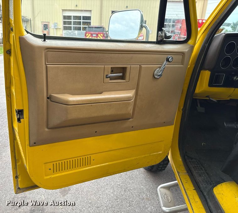 image for item EJ8756 1986 Chevrolet K30 pumper fire truck