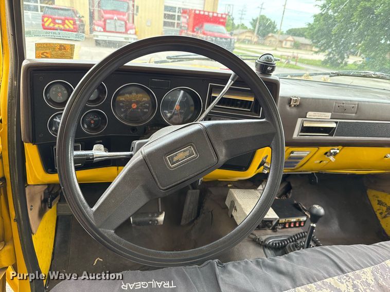 image for item EJ8756 1986 Chevrolet K30 pumper fire truck