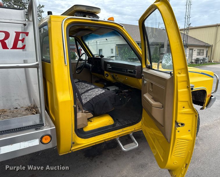 image for item EJ8756 1986 Chevrolet K30 pumper fire truck