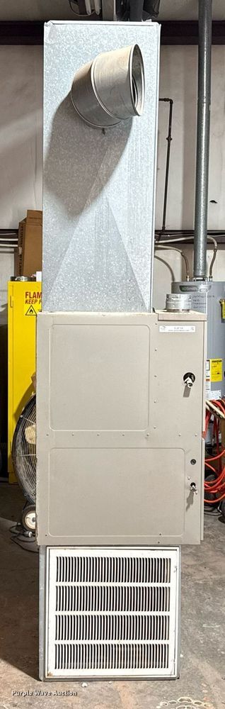 image for item EJ8758 Janitrol heat and air unit