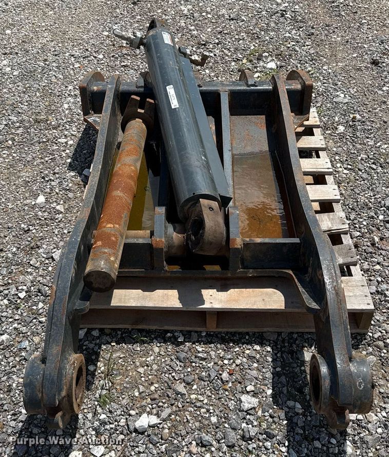 image for item EJ8770 Solesbee's excavator thumb