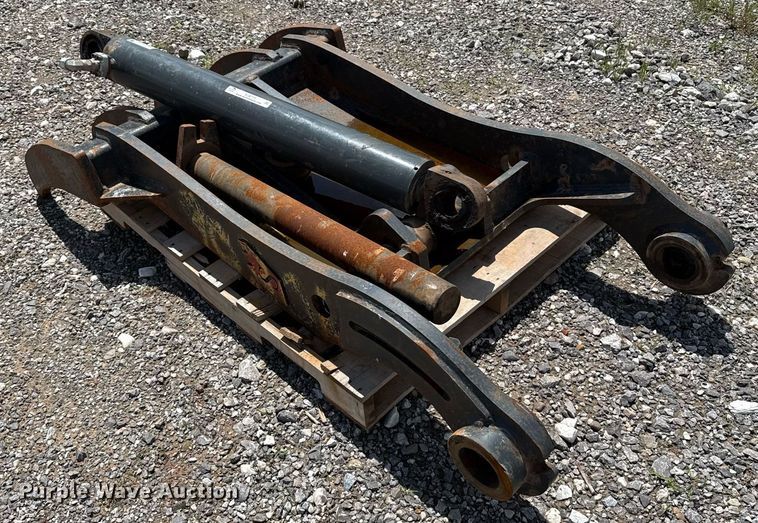 image for item EJ8770 Solesbee's excavator thumb