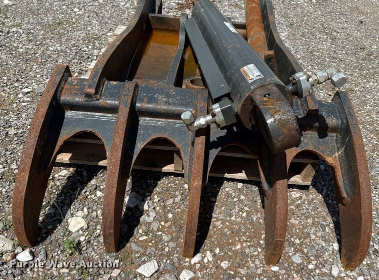 image for item EJ8770 Solesbee's excavator thumb