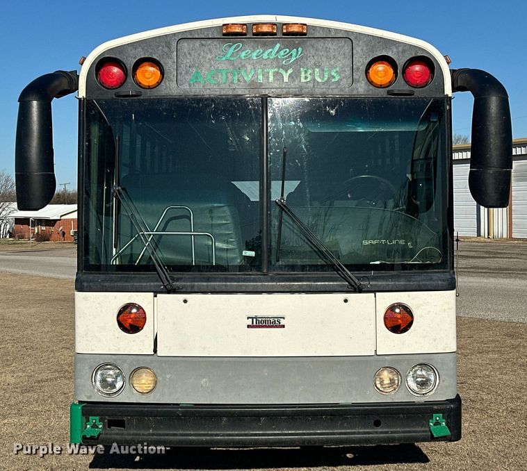 image for item EK0469 2005 Thomas Built Conventional coach bus