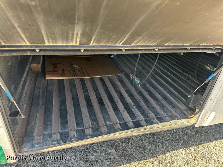 image for item EK0469 2005 Thomas Built Conventional coach bus