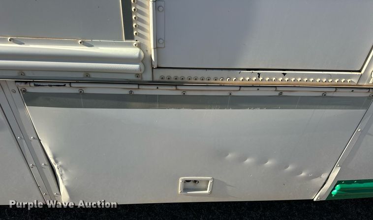 image for item EK0469 2005 Thomas Built Conventional coach bus