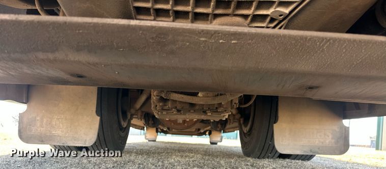 image for item EK0469 2005 Thomas Built Conventional coach bus