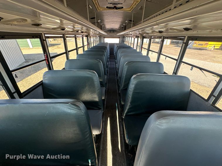 image for item EK0469 2005 Thomas Built Conventional coach bus