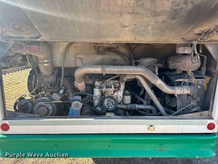 image for item EK0469 2005 Thomas Built Conventional coach bus