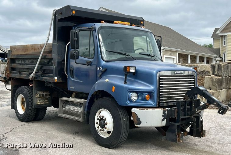 image for item EK2950 2010 Freightliner Business Class M2 dump truck
