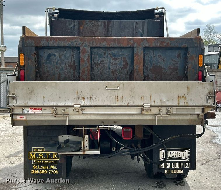 image for item EK2950 2010 Freightliner Business Class M2 dump truck