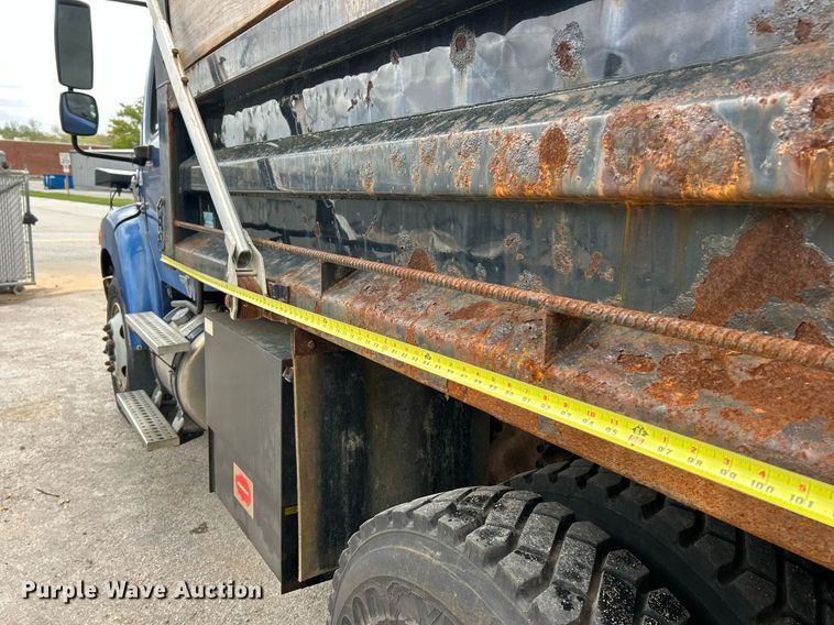 image for item EK2950 2010 Freightliner Business Class M2 dump truck