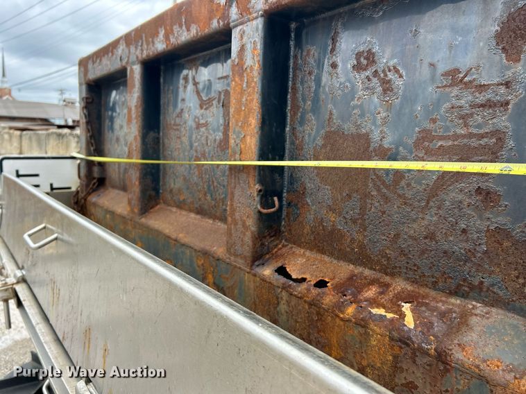 image for item EK2950 2010 Freightliner Business Class M2 dump truck