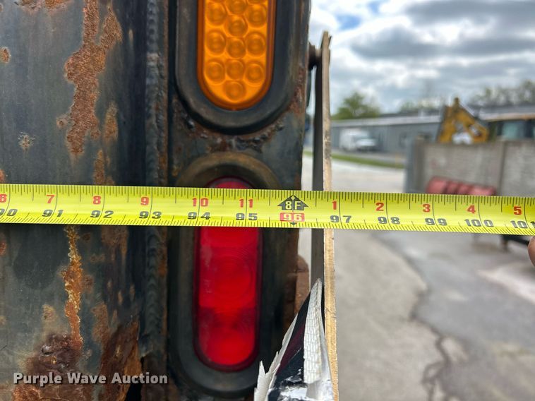 image for item EK2950 2010 Freightliner Business Class M2 dump truck