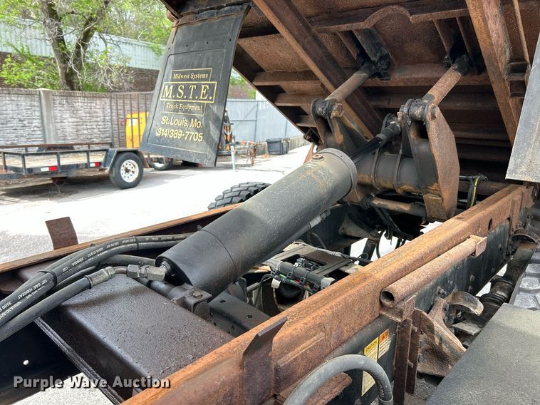 image for item EK2950 2010 Freightliner Business Class M2 dump truck