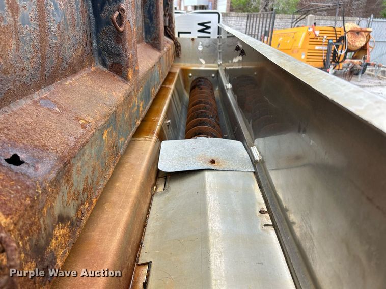 image for item EK2950 2010 Freightliner Business Class M2 dump truck