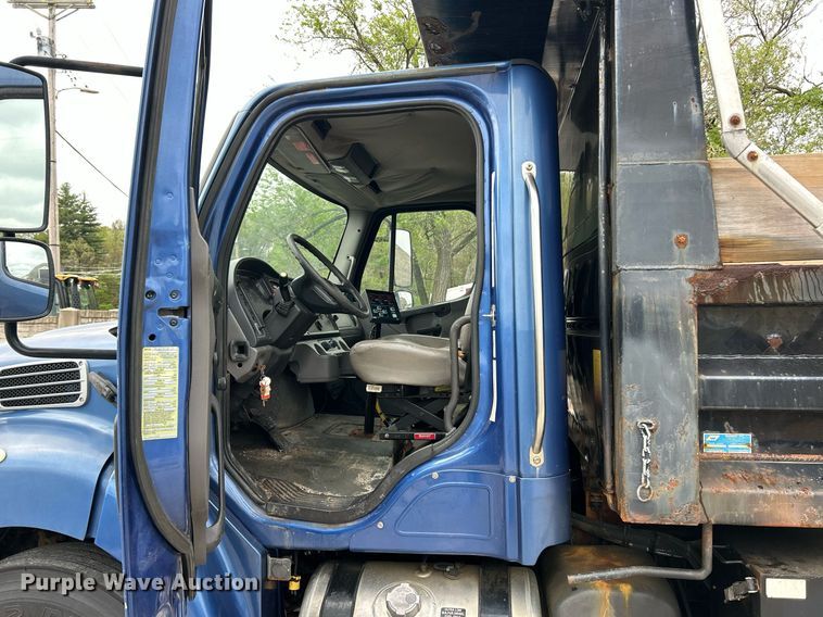 image for item EK2950 2010 Freightliner Business Class M2 dump truck