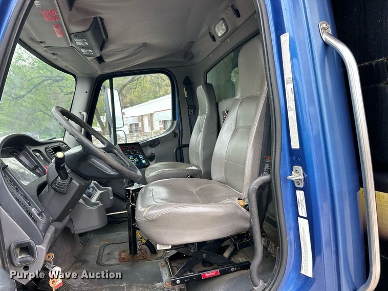 image for item EK2950 2010 Freightliner Business Class M2 dump truck