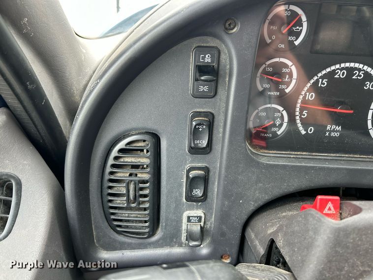 image for item EK2950 2010 Freightliner Business Class M2 dump truck