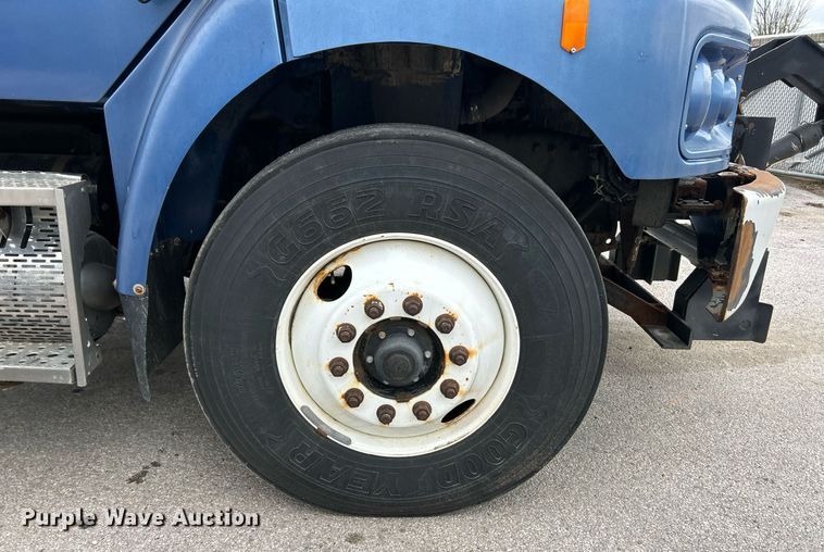 image for item EK2950 2010 Freightliner Business Class M2 dump truck