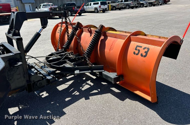 image for item EK2952 2010 International SA525 dump truck