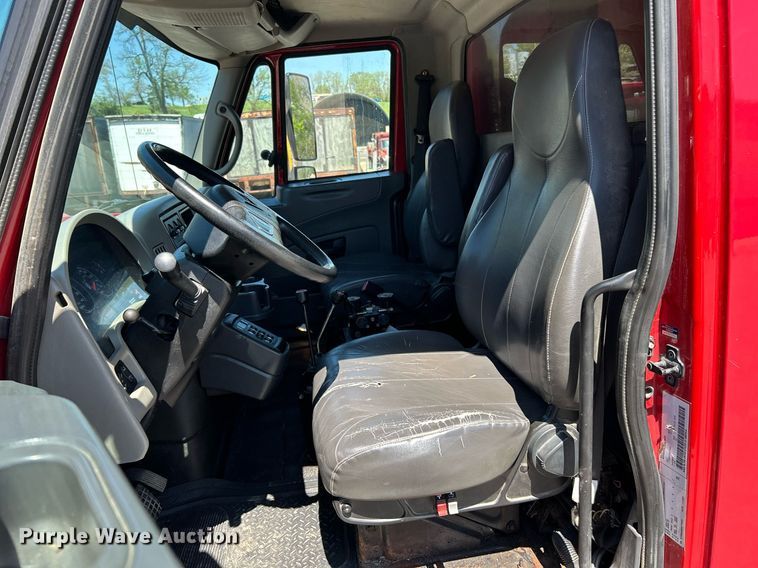 image for item EK2952 2010 International SA525 dump truck