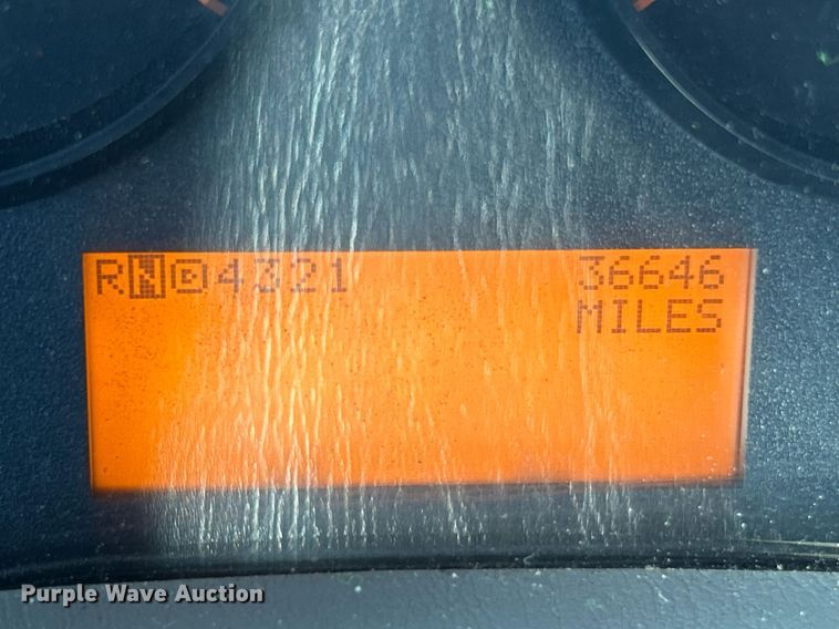 image for item EK2952 2010 International SA525 dump truck