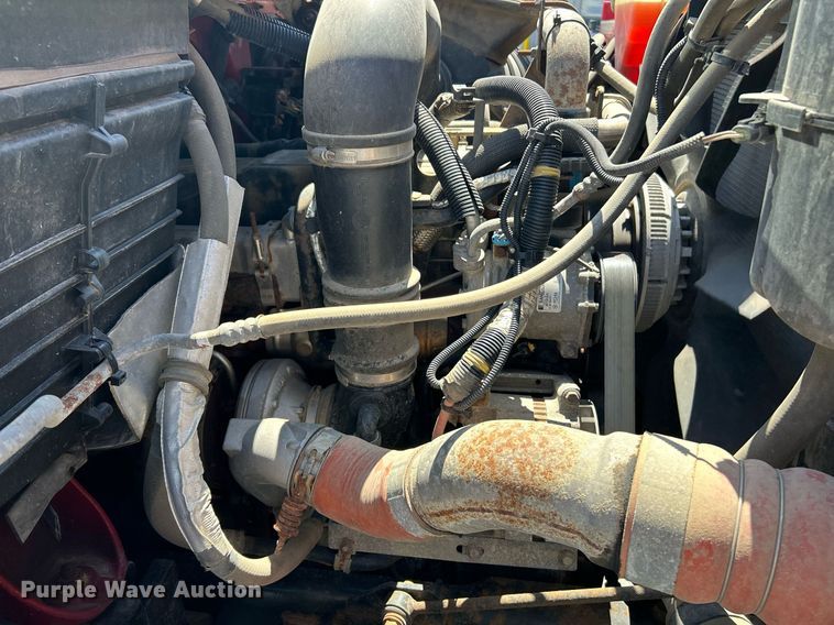 image for item EK2952 2010 International SA525 dump truck