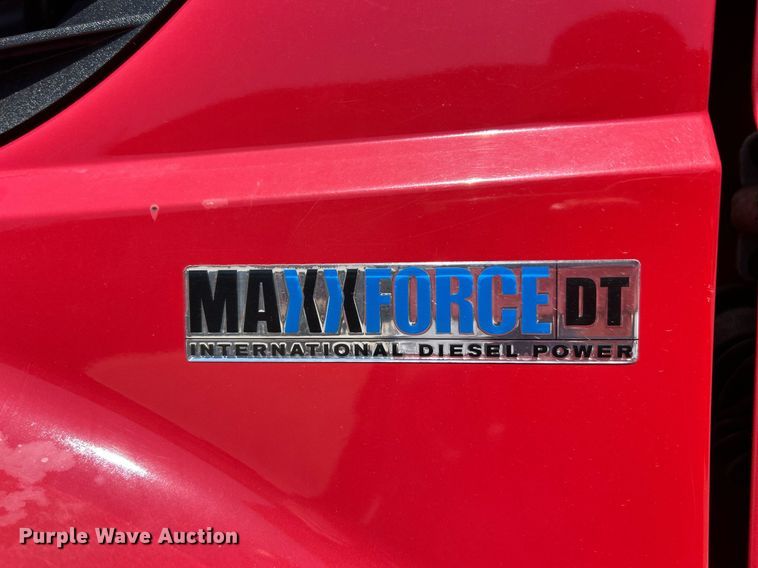 image for item EK2952 2010 International SA525 dump truck