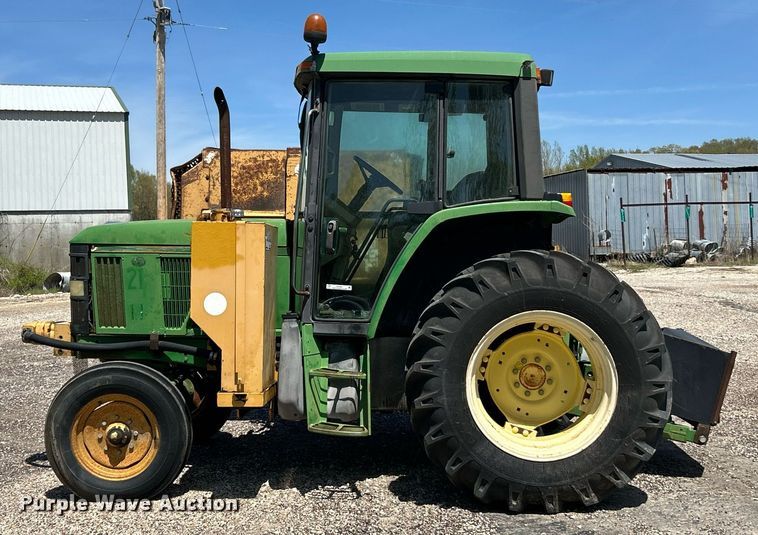 image for item EK2961 John Deere 6210 tractor